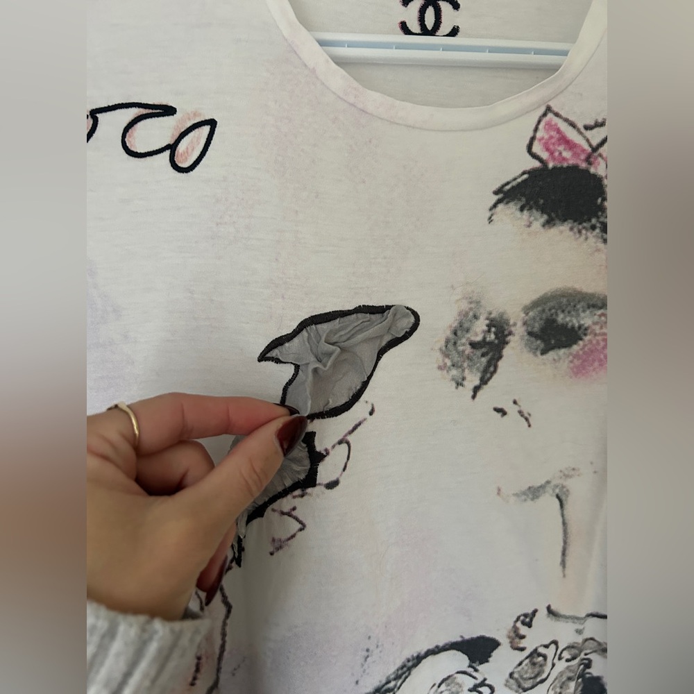 Chanel 2010 AOP Coco Vintage T Shirt - Picture 6 of 14
